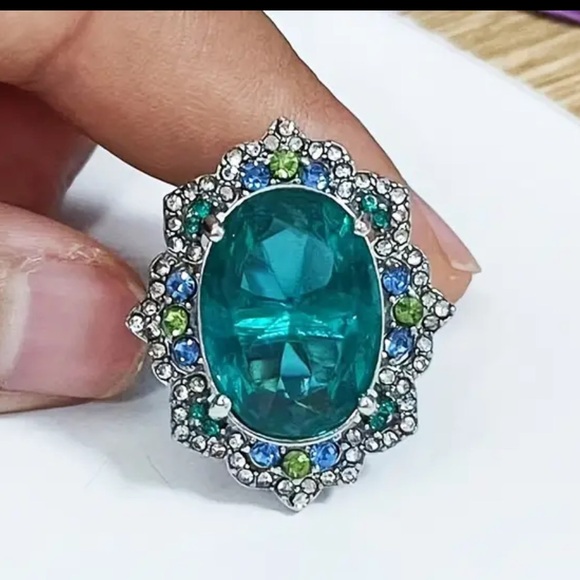 Large Blue Gemstone, Simulated, Vintage Inspired Silver Plated Ring, Size 7 - Picture 1 of 10